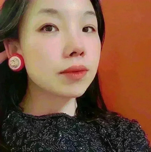 Vintage anchor  earrings red white gold colors - Picture 8 of 13